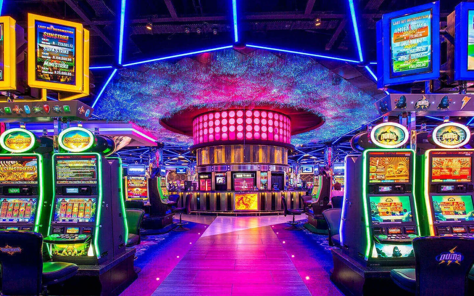 Reel slot digital dengan ilustrasi tema permainan